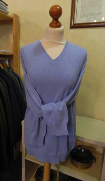 V-neck wool sweater, lightblue